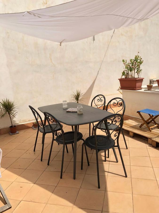 Appartamento Mansardato Nel Cuore Di Palermo - Accesso Terrazza Eksteriør bilde