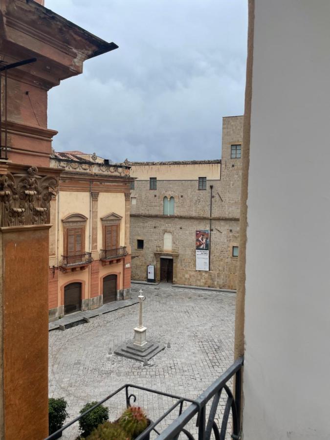 Appartamento Mansardato Nel Cuore Di Palermo - Accesso Terrazza Eksteriør bilde